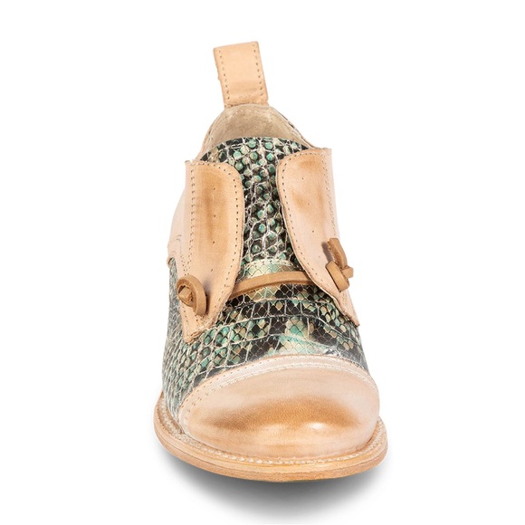 Freebird by Steven Mabel Oxford loafers. 
NWT
Sz 6 - Picture 5 of 12